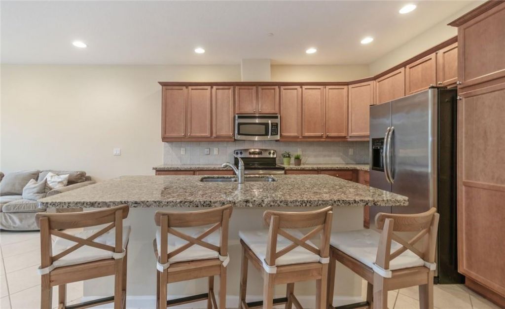 8289 Cascada Isles Drive, Hollywood, FL 33024 Photo