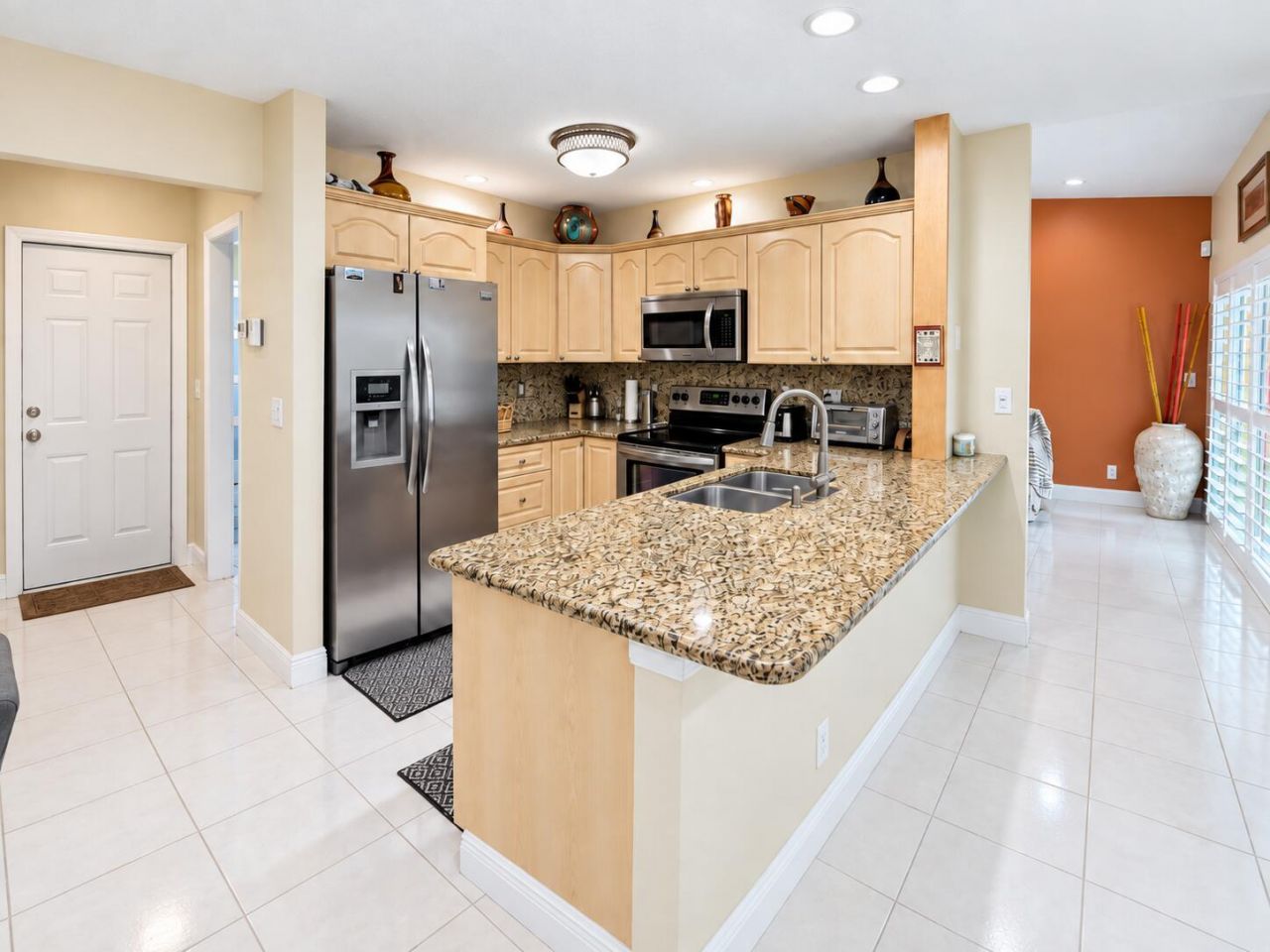 7482 NW 48th Place, Lauderhill, FL 33319 Photo