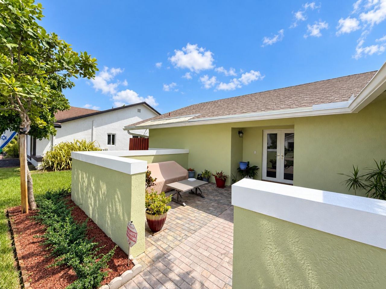 7482 NW 48th Place, Lauderhill, FL 33319 Photo