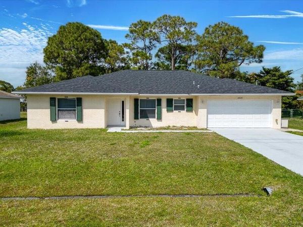 2829 SE CABANA Lane, Port St. Lucie, FL 34952