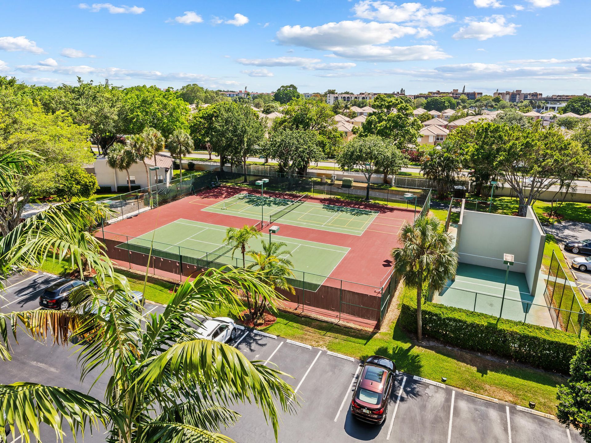 3930 Inverrary Boulevard, Unit 608-D, Lauderhill, FL 33319 Photo