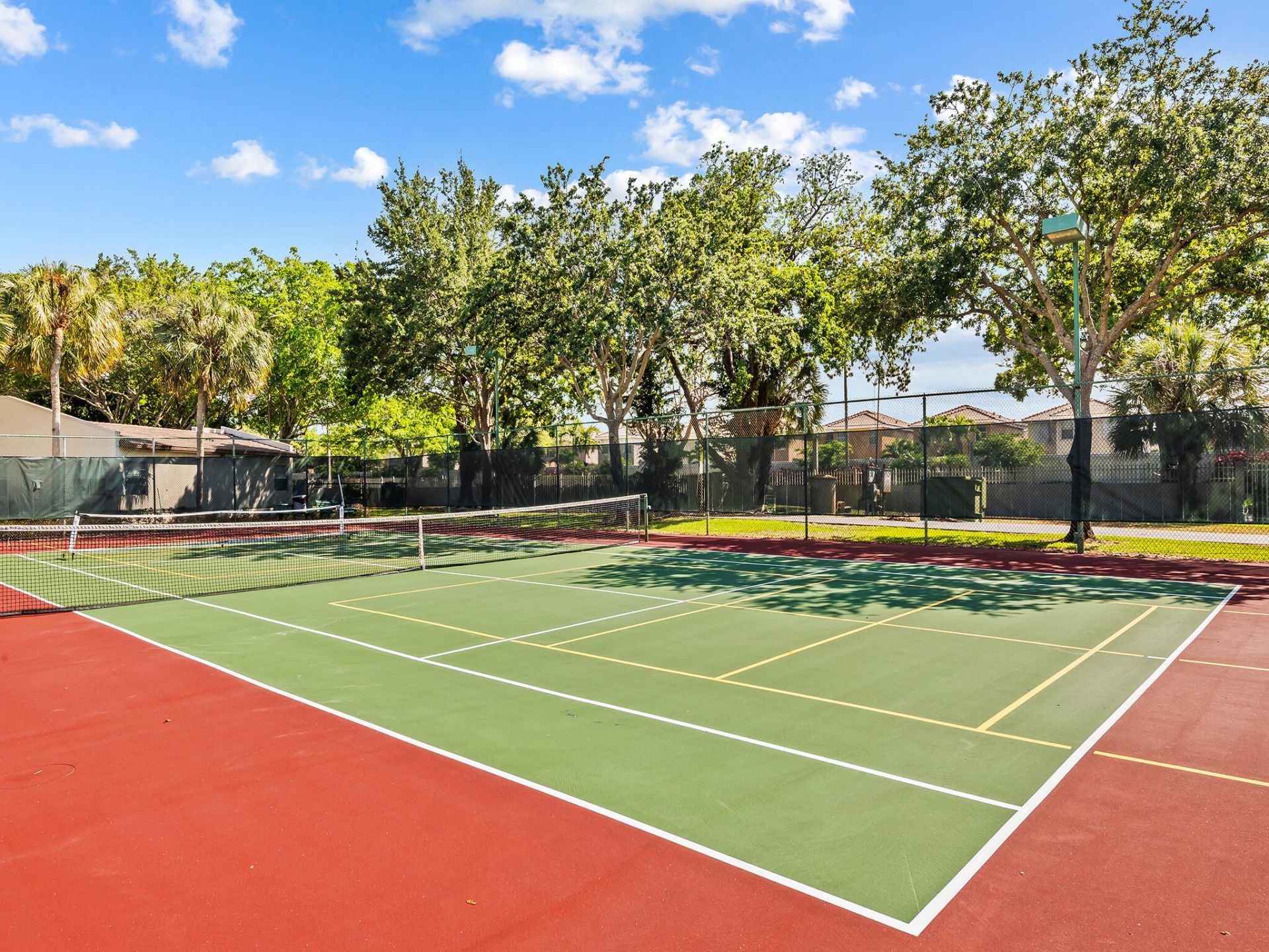 3930 Inverrary Boulevard, Unit 608-D, Lauderhill, FL 33319 Photo