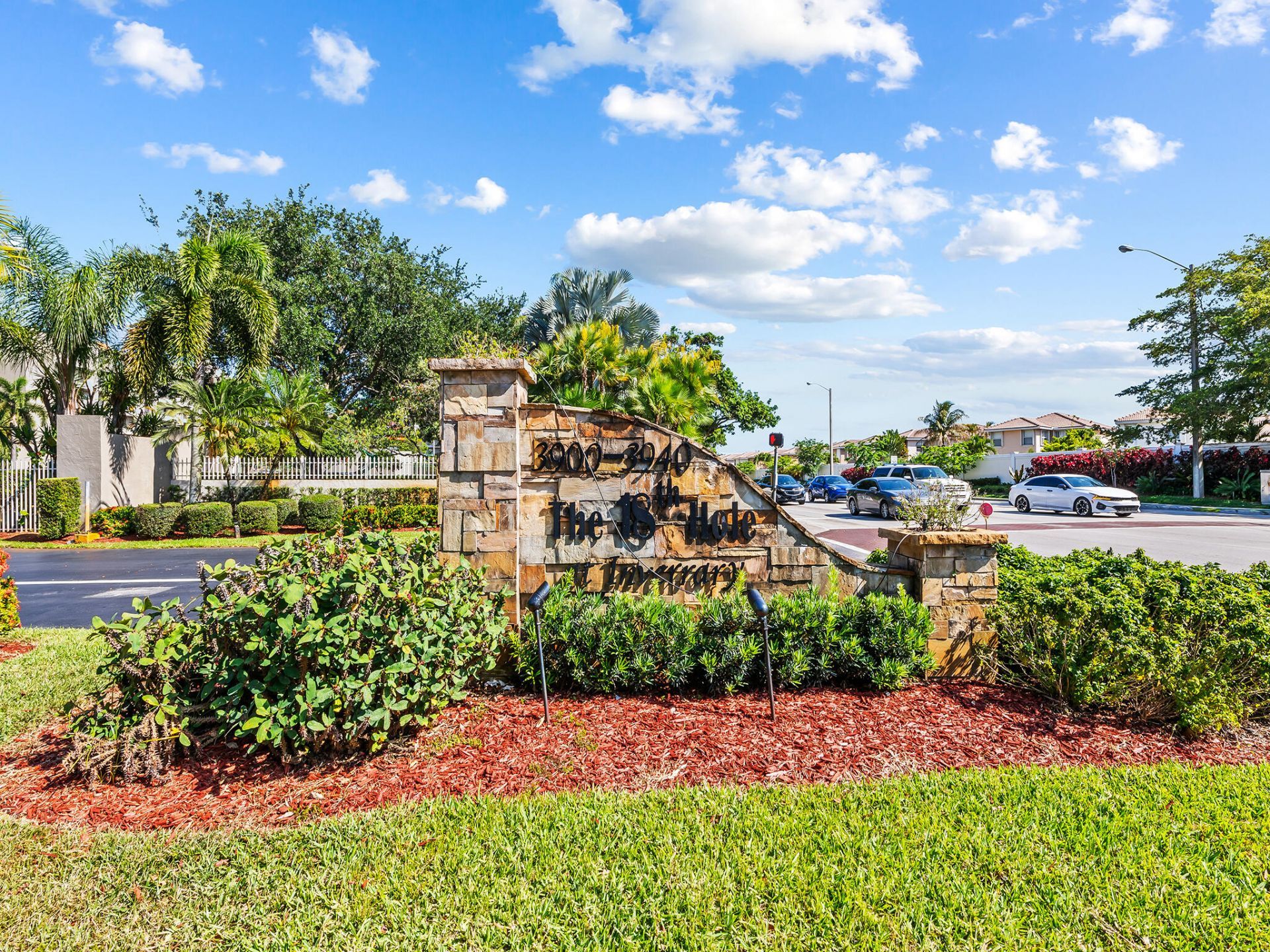 3930 Inverrary Boulevard, Unit 608-D, Lauderhill, FL 33319 Photo