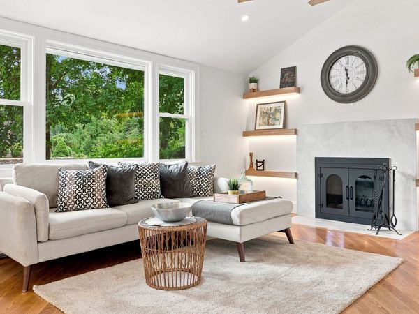 121 Elm St, North Reading, MA 01864