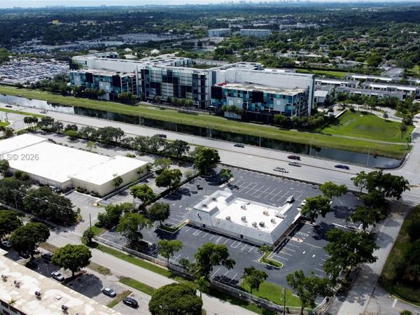 4441 W Sunrise Blvd , Plantation, FL 33313