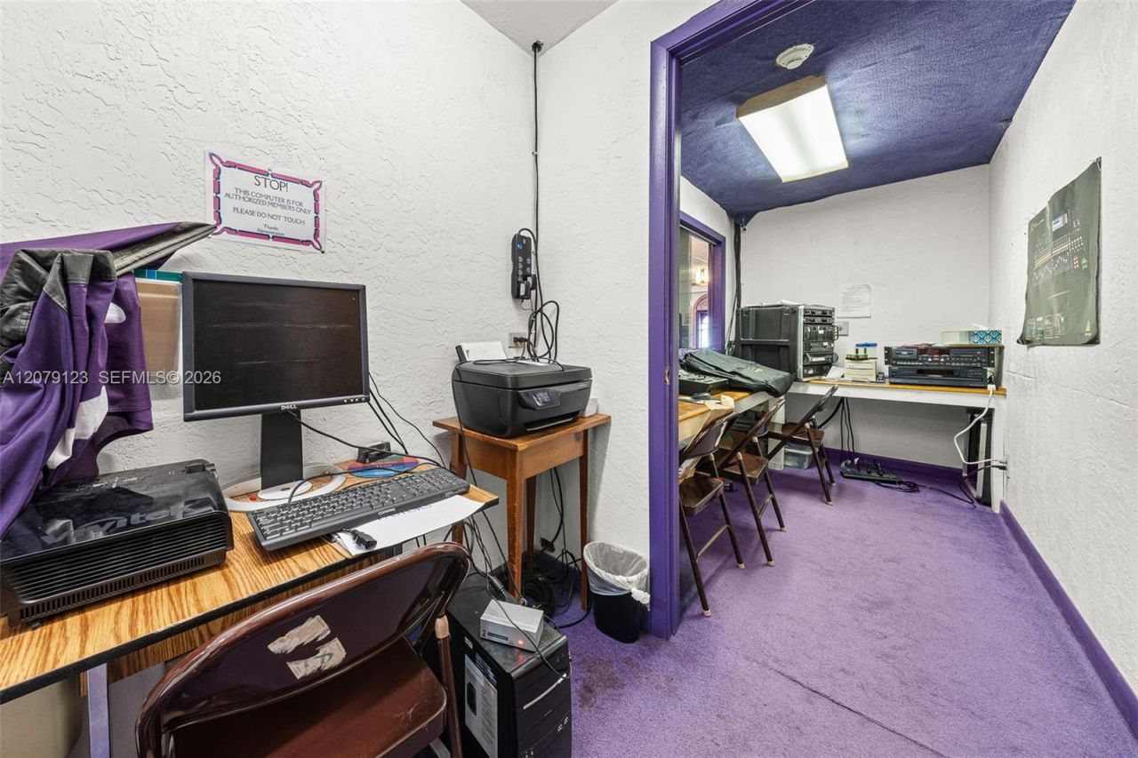 4441 W Sunrise Blvd, Plantation, FL 33313 Photo