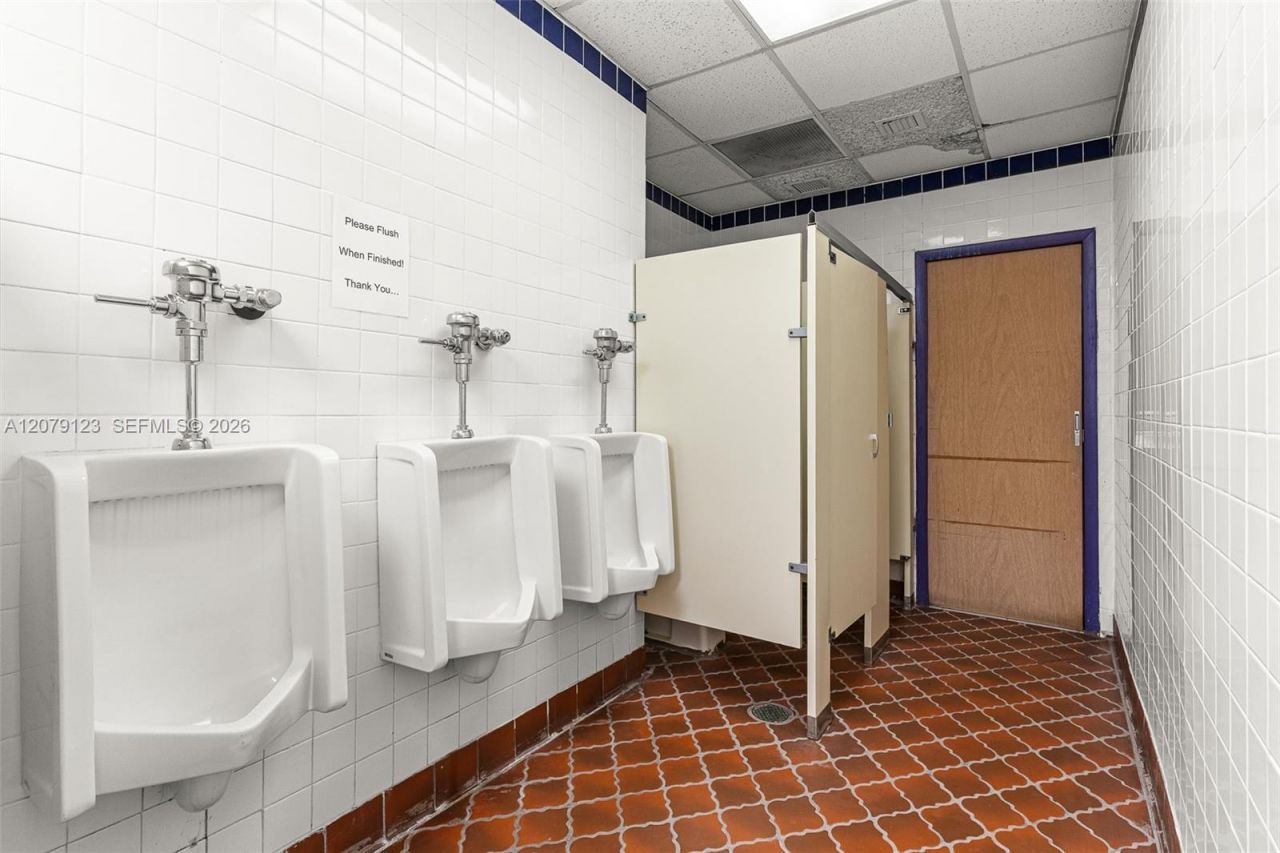 4441 W Sunrise Blvd, Plantation, FL 33313 Photo