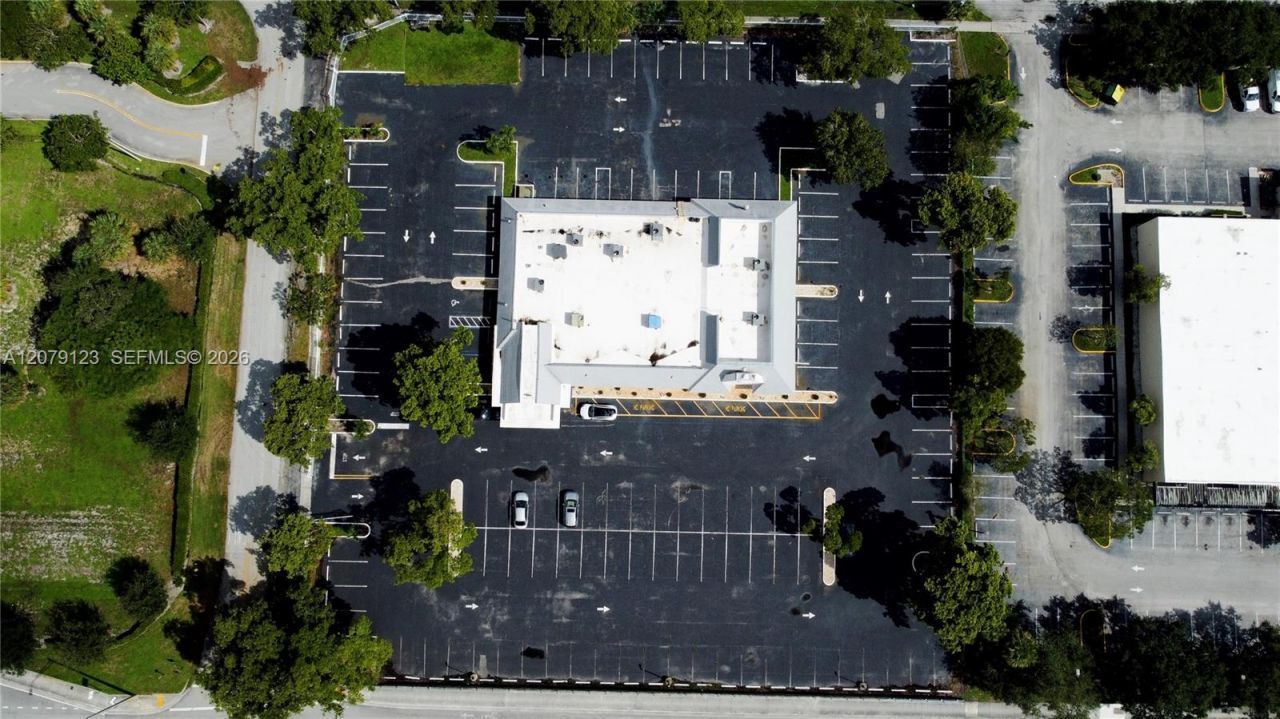 4441 W Sunrise Blvd, Plantation, FL 33313 Photo