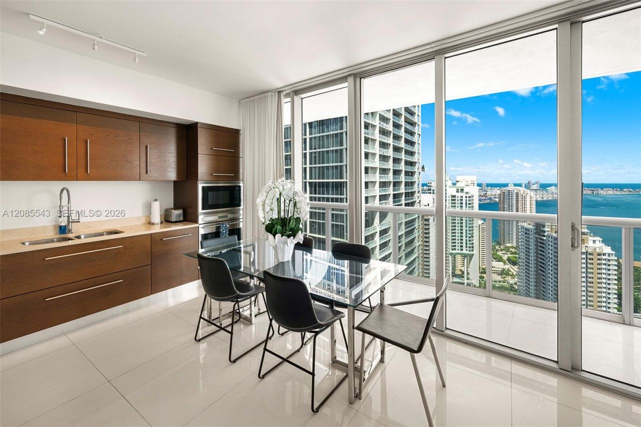485 Brickell Ave, Unit 4410, Miami, FL 33131 Photo