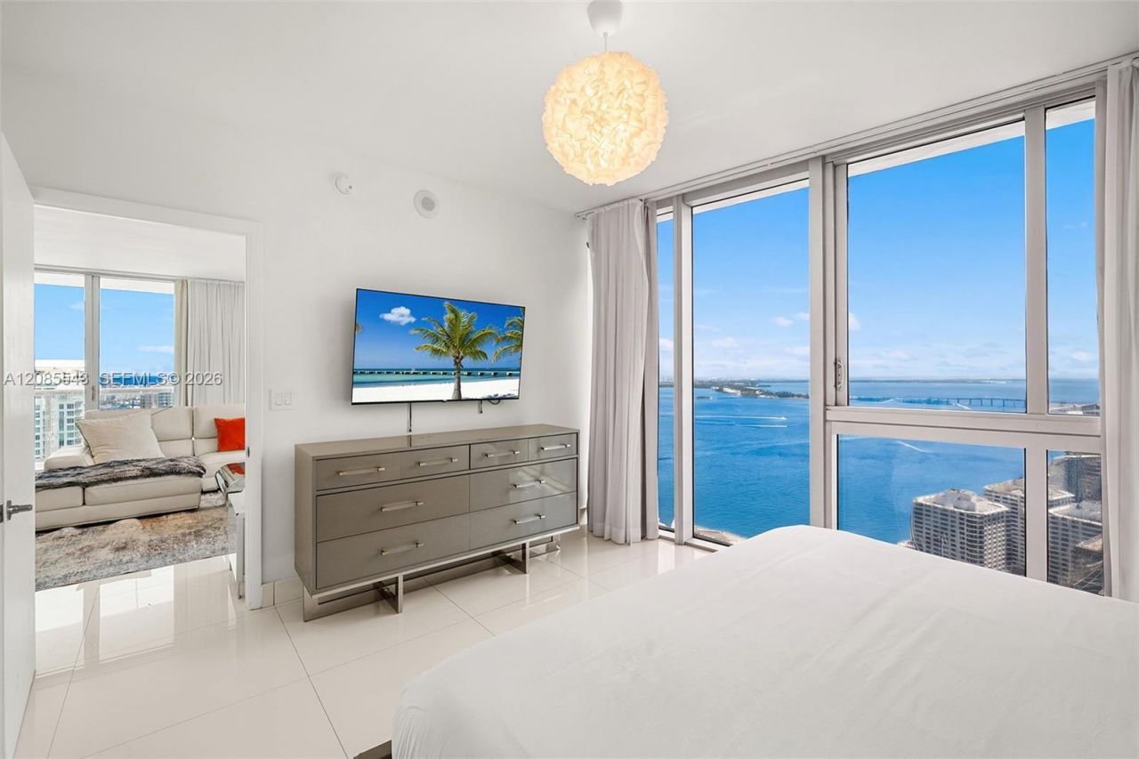485 Brickell Ave, Unit 4410, Miami, FL 33131 Photo