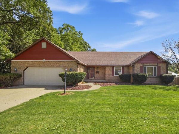 714 Impala Dr, Mansfield, OH 44903