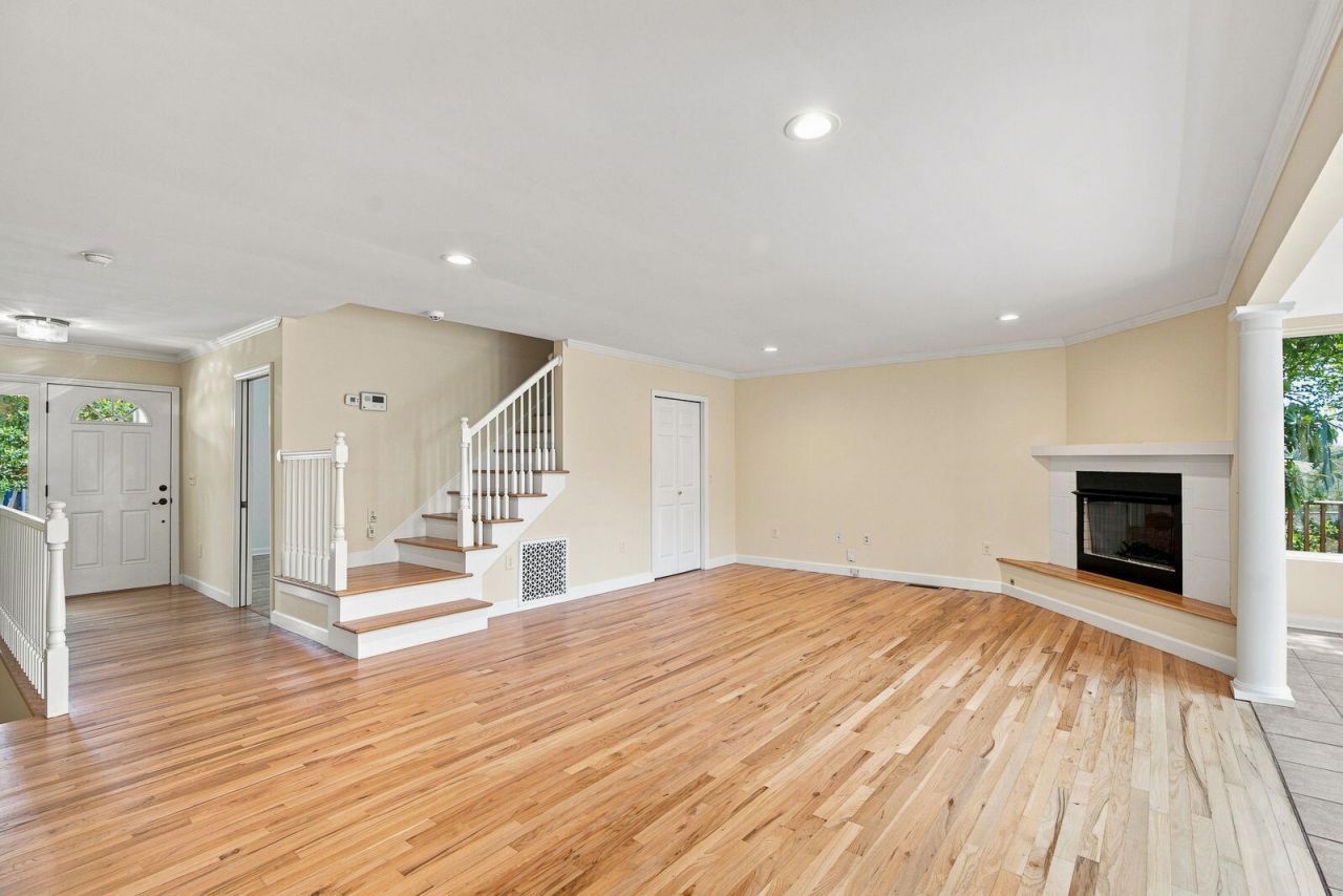 221 Marsh Oaks Drive Photo 17