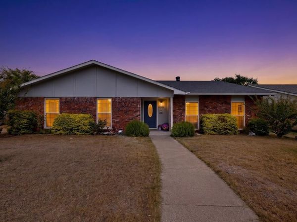 2809 Silverdale Lane , Garland, TX 75044