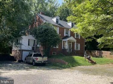6025 ARLINGTON BOULEVARD , FALLS CHURCH, VA 22044