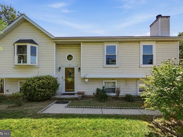 17 TAOS CIRCLE, BALTIMORE, MD 21220