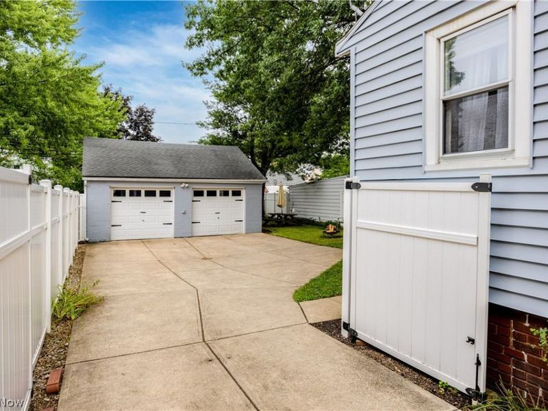 6306 Wilber Avenue, Parma, OH 44129 Photo 38