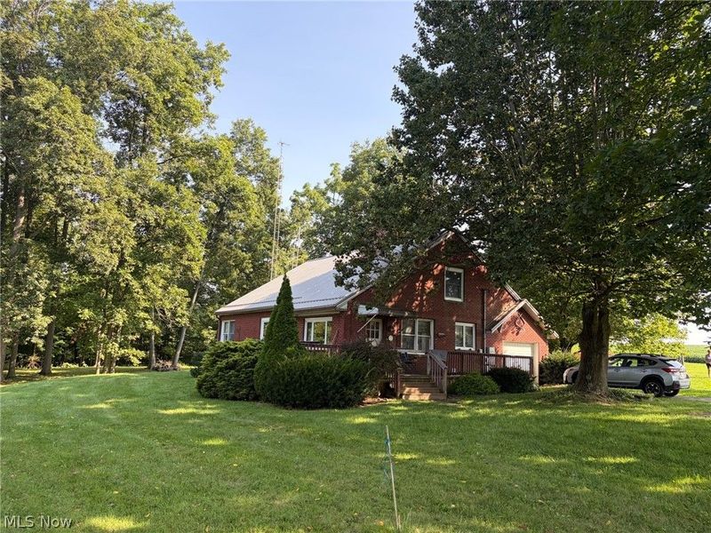 28080 Mountz Road, East Rochester, OH 44625 Photo 1