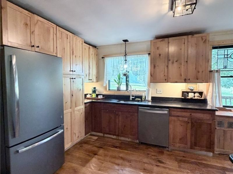 28080 Mountz Road, East Rochester, OH 44625 Photo 4