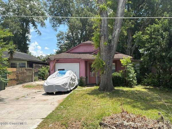 831 NW 57th Court , Ocala, FL 34482