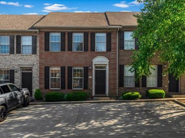 1145 Appian Crossing Way, Unit 205, Lexington, KY 40517