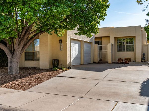 7920 Woodwind Drive NE, Albuquerque, NM 87109