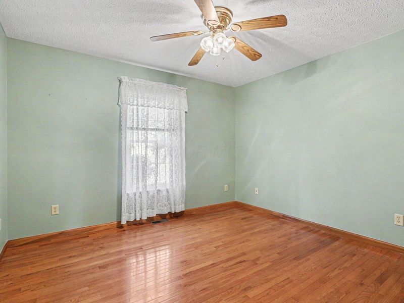 496 Danbury Drive, Lancaster, OH 43130 Photo 15