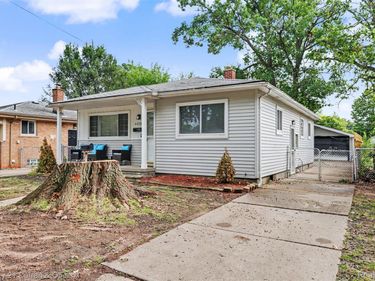 4455 Hipp Street, Dearborn Heights, Mi 48125