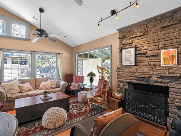 221 Park LN, Austin, TX 78704
