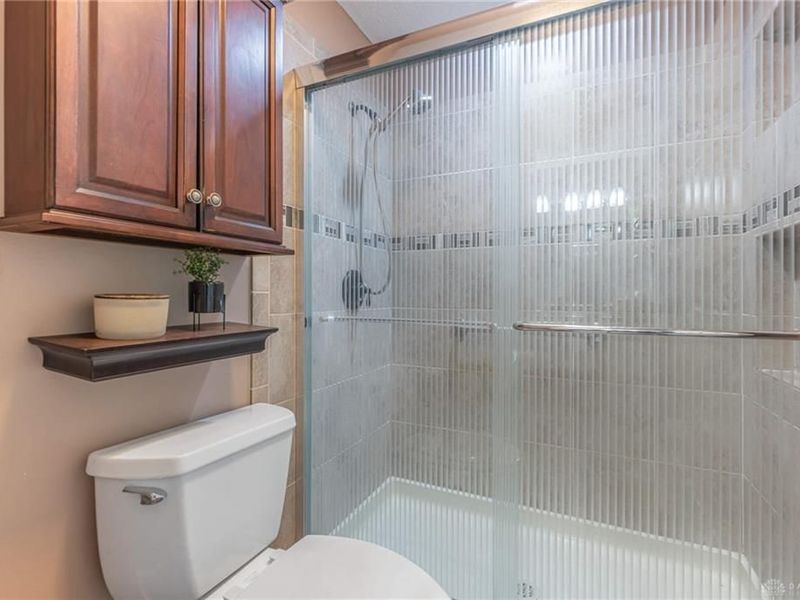 9517 Stanford Ridge Court, Miamisburg, OH 45342 Photo 17