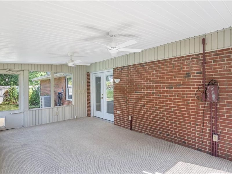9517 Stanford Ridge Court, Miamisburg, OH 45342 Photo 26