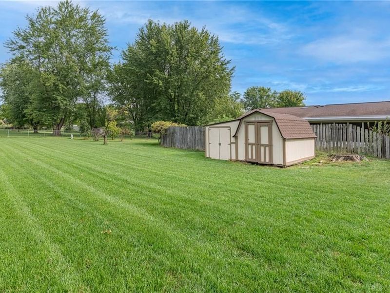 9517 Stanford Ridge Court, Miamisburg, OH 45342 Photo 34