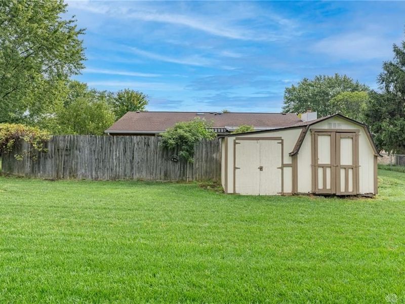 9517 Stanford Ridge Court, Miamisburg, OH 45342 Photo 35