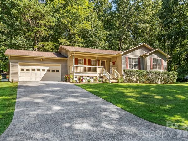 132 Dogwood Heights Drive, Marion, NC 28752