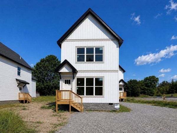212 2nd St , Guthrie, KY 42234