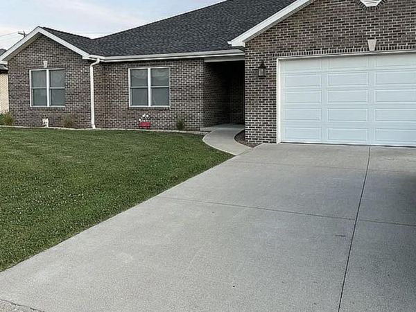 101 E Northview Drive, Huntingburg, IN 47542