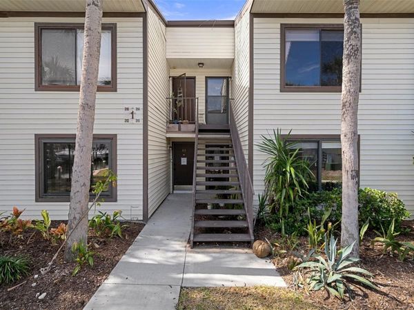 314 MOORINGS COVE DRIVE , TARPON SPRINGS, FL 34689