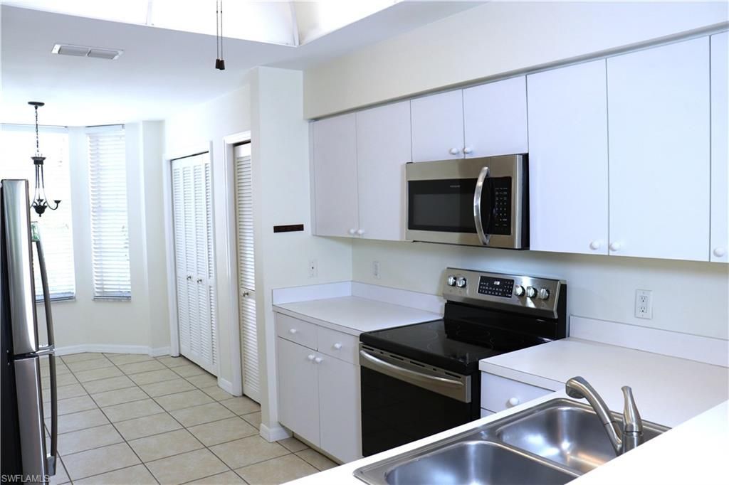 8055 Tiger Cv, Unit 603, Naples, FL 34113 Photo