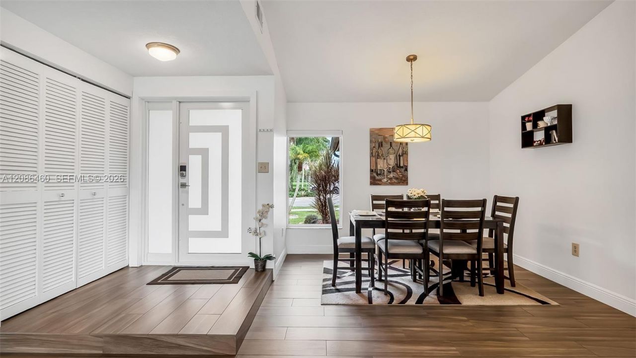 1361 White Stone Way, Davie, FL 33325 Photo
