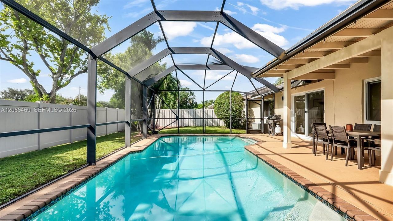 1361 White Stone Way, Davie, FL 33325 Photo