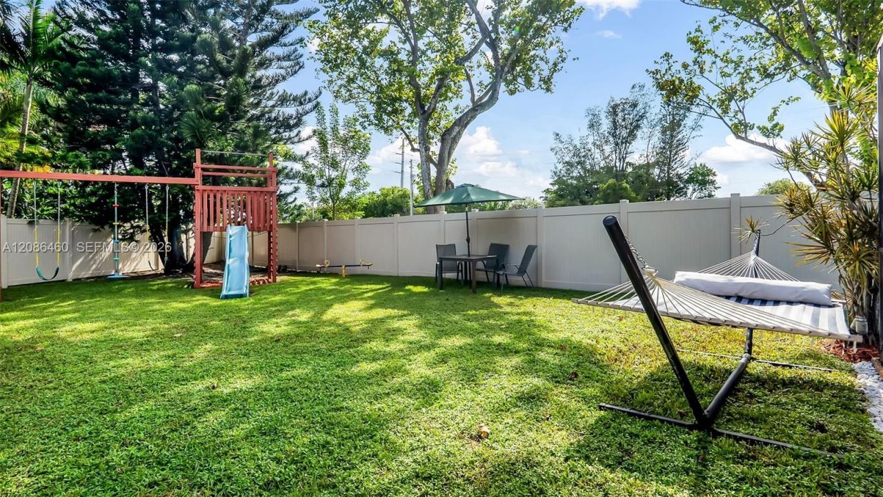 1361 White Stone Way, Davie, FL 33325 Photo