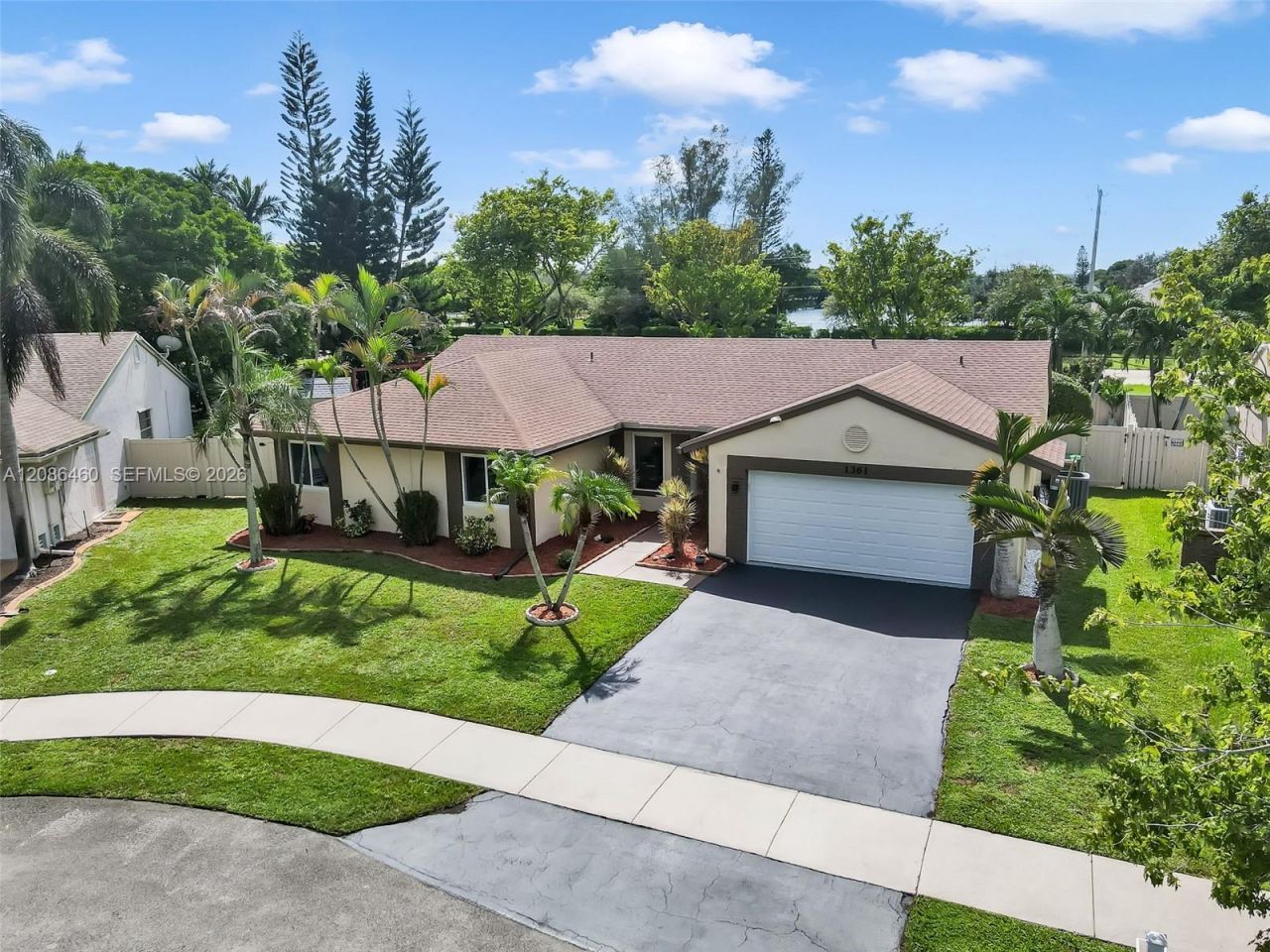 1361 White Stone Way, Davie, FL 33325 Photo