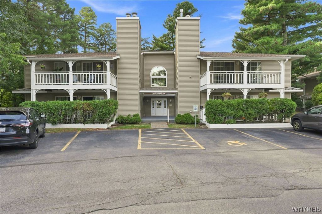 1230 Youngs Road, Unit F, Buffalo, NY 14221 Main Photo