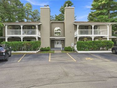 1230 Youngs Road, Unit F, Buffalo, NY 14221