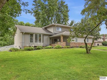 14445 Shirley Circle, Omaha, NE 68144