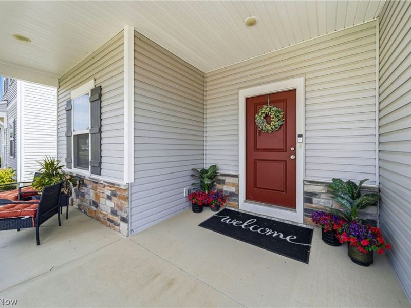 182 Harvest Way, Elyria, OH 44035 Photo 2