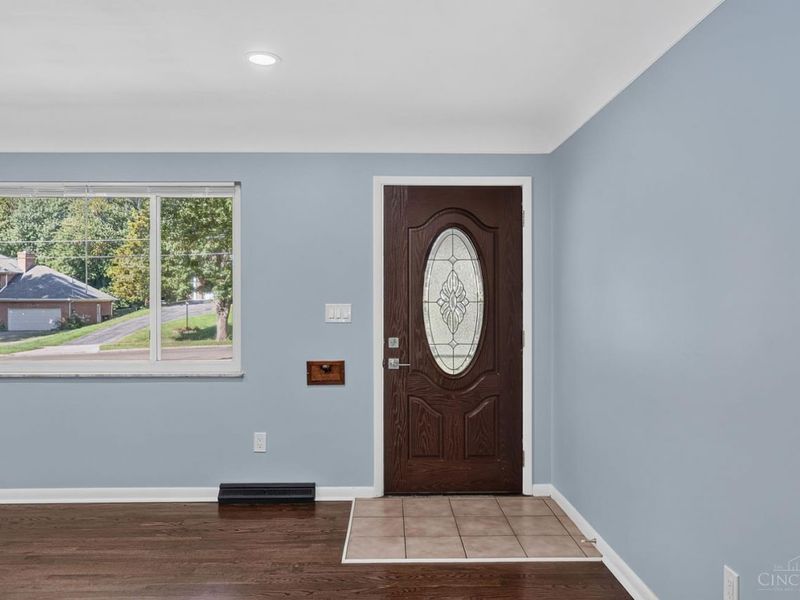 6714 Devonwood Drive, North College Hill, OH 45224 Photo 4