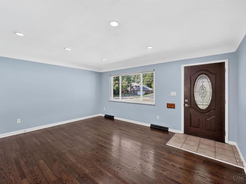 6714 Devonwood Drive, North College Hill, OH 45224 Photo 8