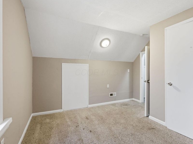 1888 Woodland Avenue, Columbus, OH 43219 Photo 33