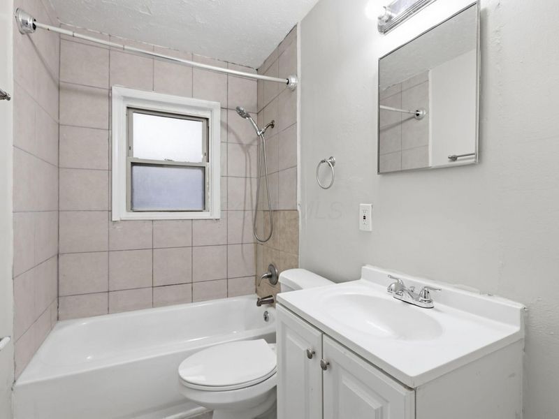 1888 Woodland Avenue, Columbus, OH 43219 Photo 35