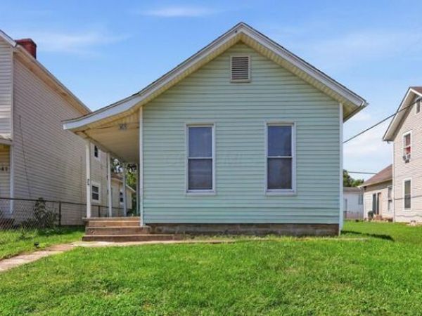 365 Clinton Street , Newark, OH 43055